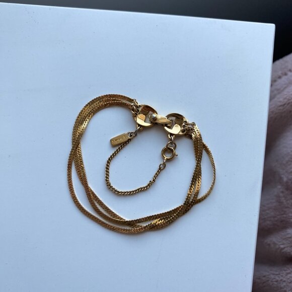 Vintage Signed Monet Gold Tone Tennis Bracelet Safety Chain 90s Costume Jewelry - Picture 12 of 16